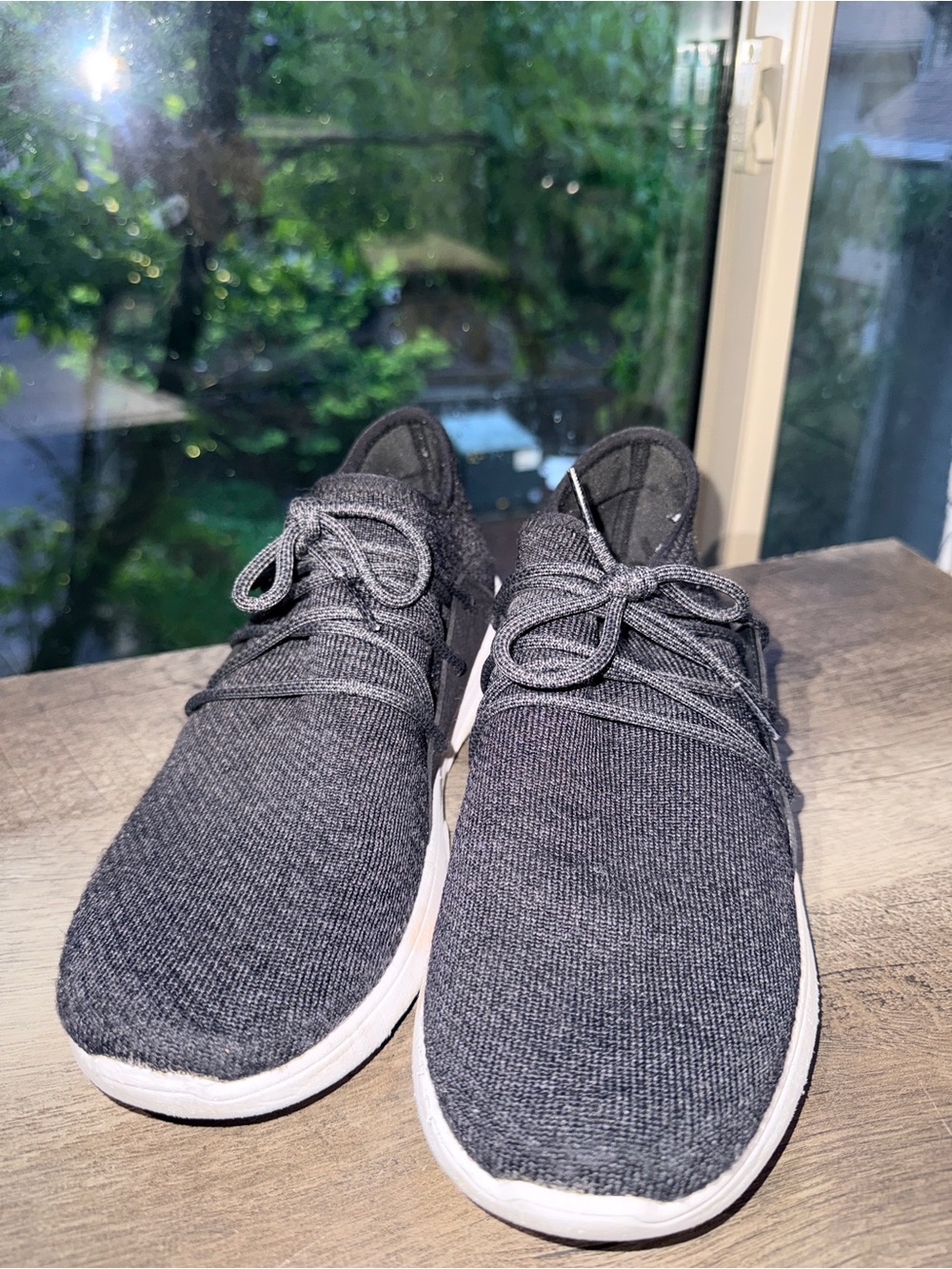 Vessi Cityscape Black Waterproof Sneakers – Excellent Condition Size 7.5M 9W